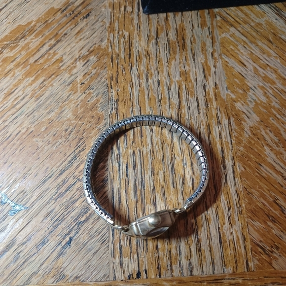 1950's Hamilton Wind Up Watch 17 Jewels 10K Solid Gold case working. Band is not - Picture 5 of 11